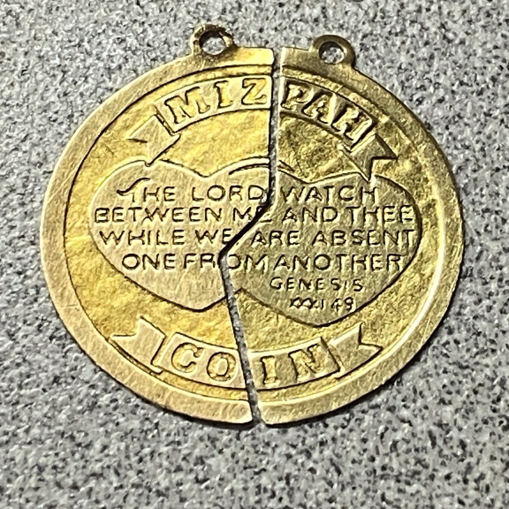 10k Yellow Gold Mizpah Coin Pendant Split Heart‎ Bible Verse Christian Religious